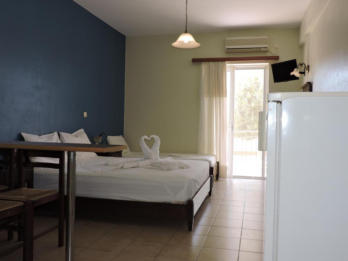 פיניקונטה Sirius Hotel מראה חיצוני תמונה