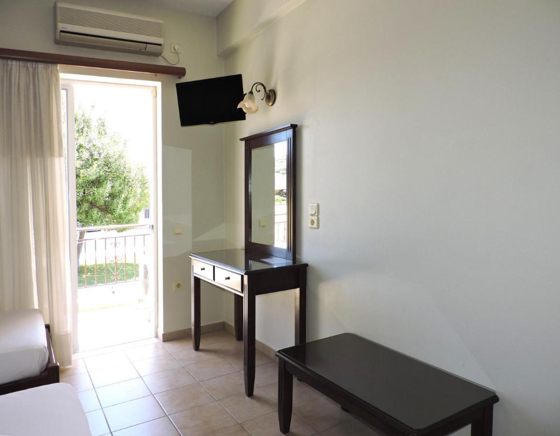 פיניקונטה Sirius Hotel מראה חיצוני תמונה