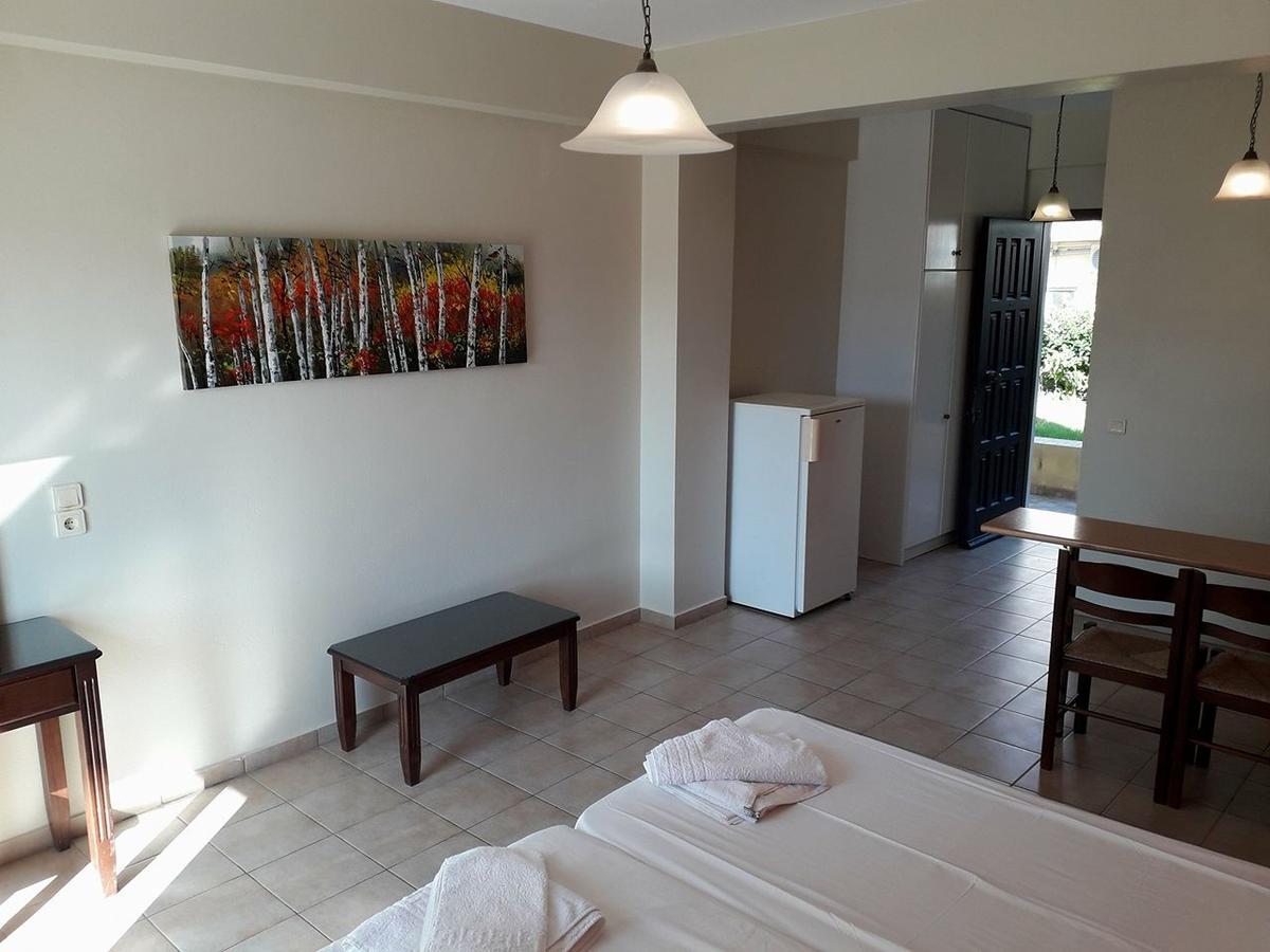 פיניקונטה Sirius Hotel מראה חיצוני תמונה