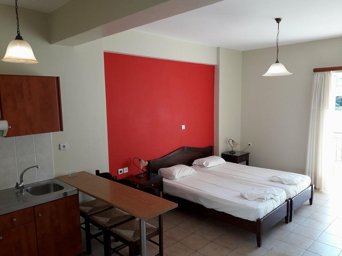 פיניקונטה Sirius Hotel מראה חיצוני תמונה