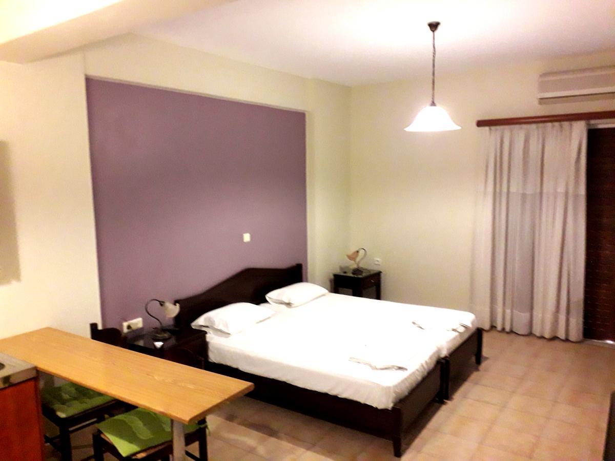 פיניקונטה Sirius Hotel מראה חיצוני תמונה