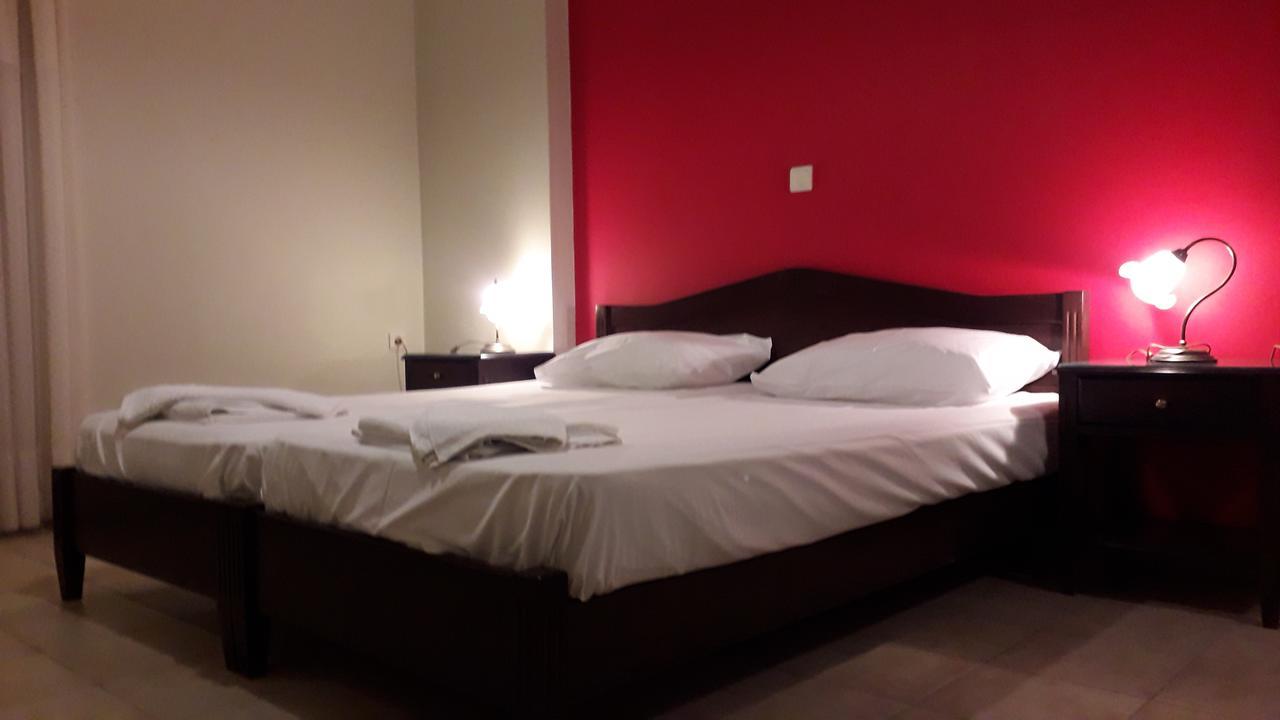 פיניקונטה Sirius Hotel מראה חיצוני תמונה